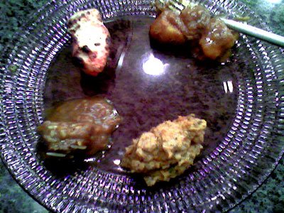 [food-cannot-touch.jpg]