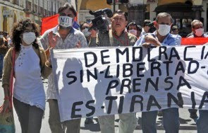 "sin libertd de expresión no hay democracia" es la última palabra de los medios y comunicadores