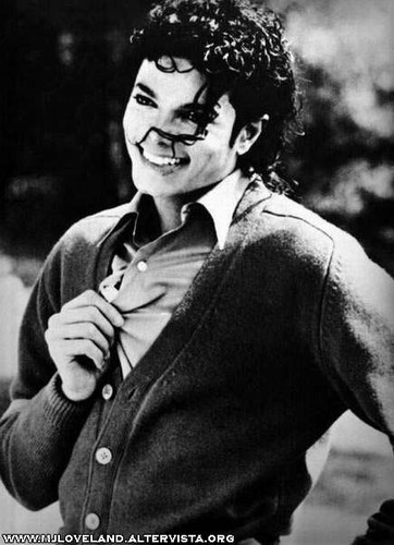 michael-jackson-20071031-332767.jpg