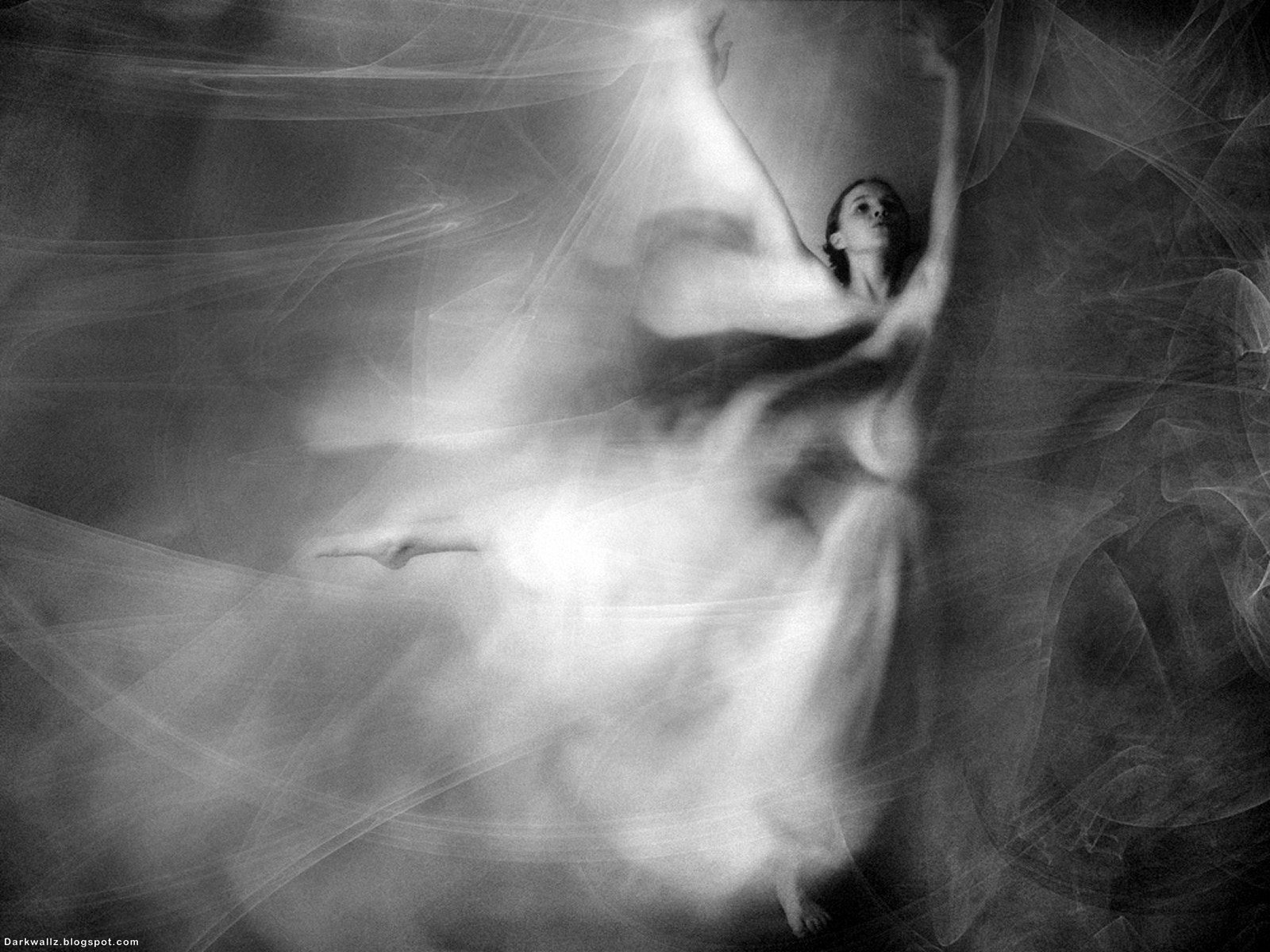 http://1.bp.blogspot.com/_-jo2ZCYhKaY/S62hq6pq8eI/AAAAAAAAHRE/ECWdxDDMDUI/s1600/Dark_Angel_Wallpapers_62%20(darkwallz.blogspot.com).jpg