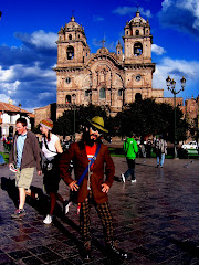 elpoetaenlaplazadelcusco