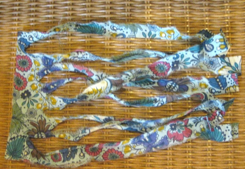 sewhungryhippie Jersey & Voile Scarf mini tutorial