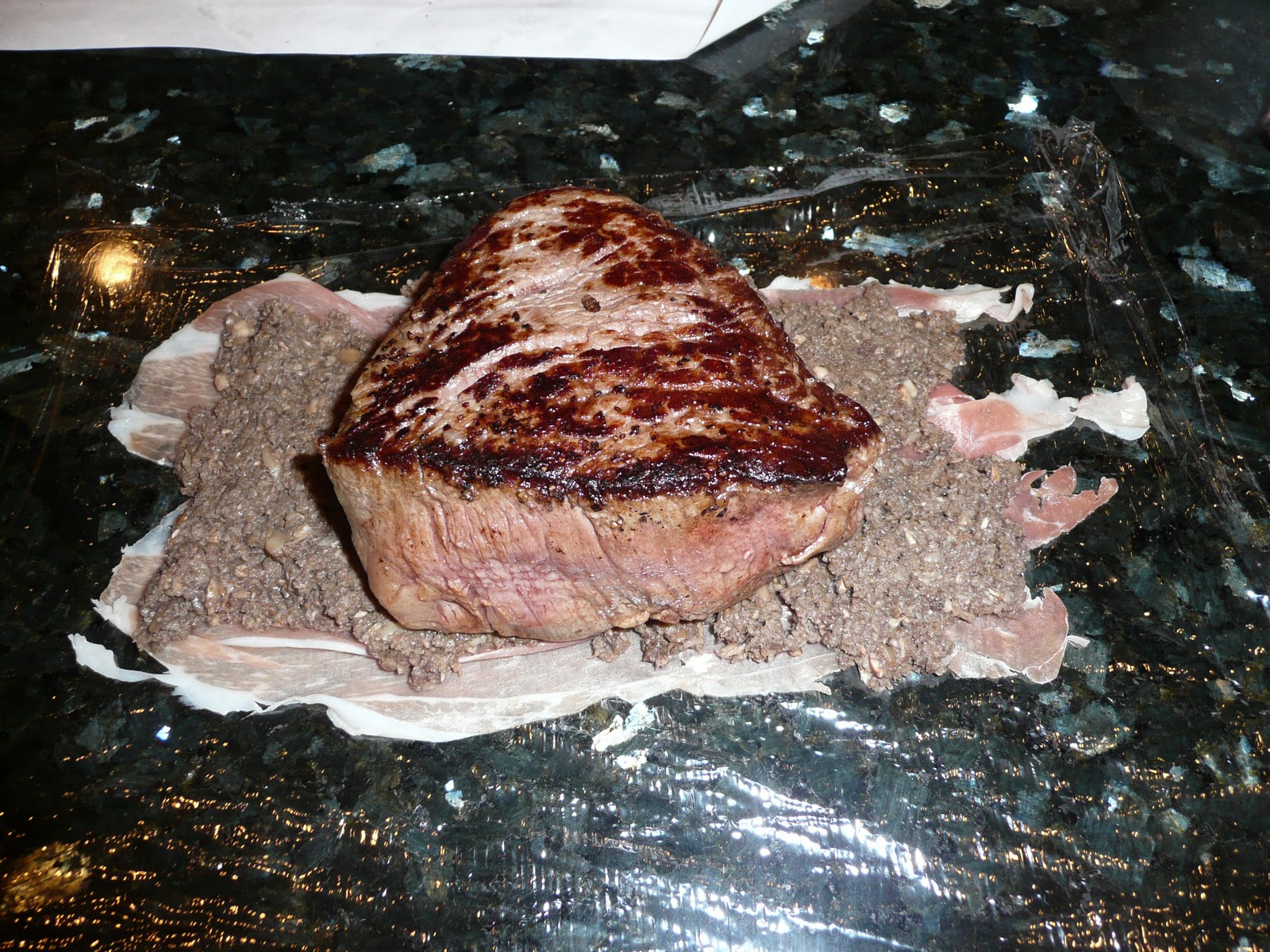 LA CUCINA LAURENTI Beef Wellington with Prosciutto and Cheese