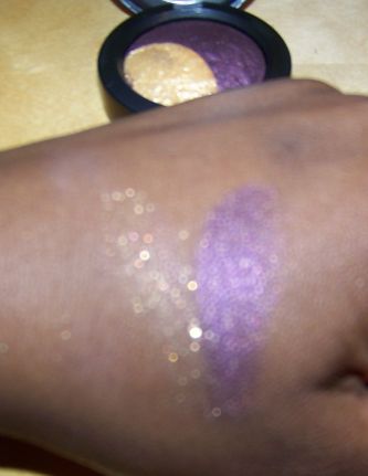 [Mac+2009+Holiday+Swatches+and+Review+7.jpg]