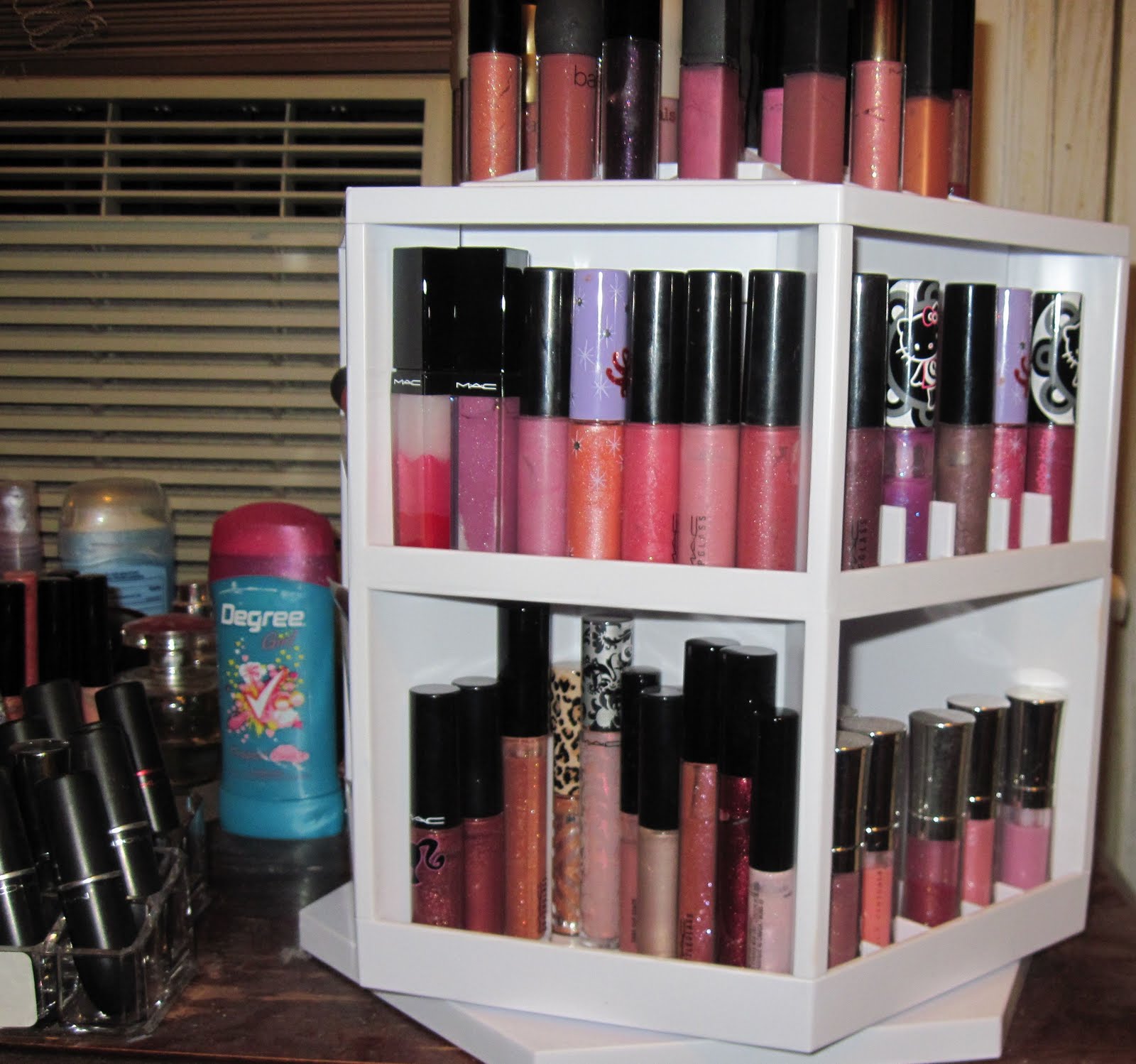 How I Organize My Lipstick Collection
