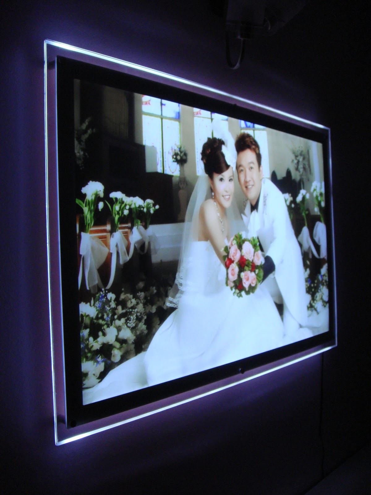 Xinort Enterprise Fulfill Your Need! Crystal Photo Frame with LED Backlight