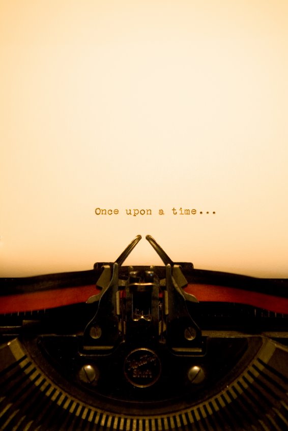 [typewriter_writing.jpg]