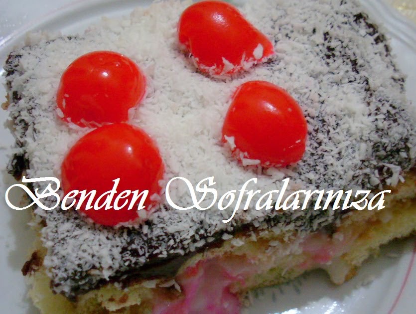 Kedidili Bisküvili PastaTavuklu BörekEsmer Şekerli Kurabiye