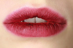 [Berry+Tinted+Lips.jpg]