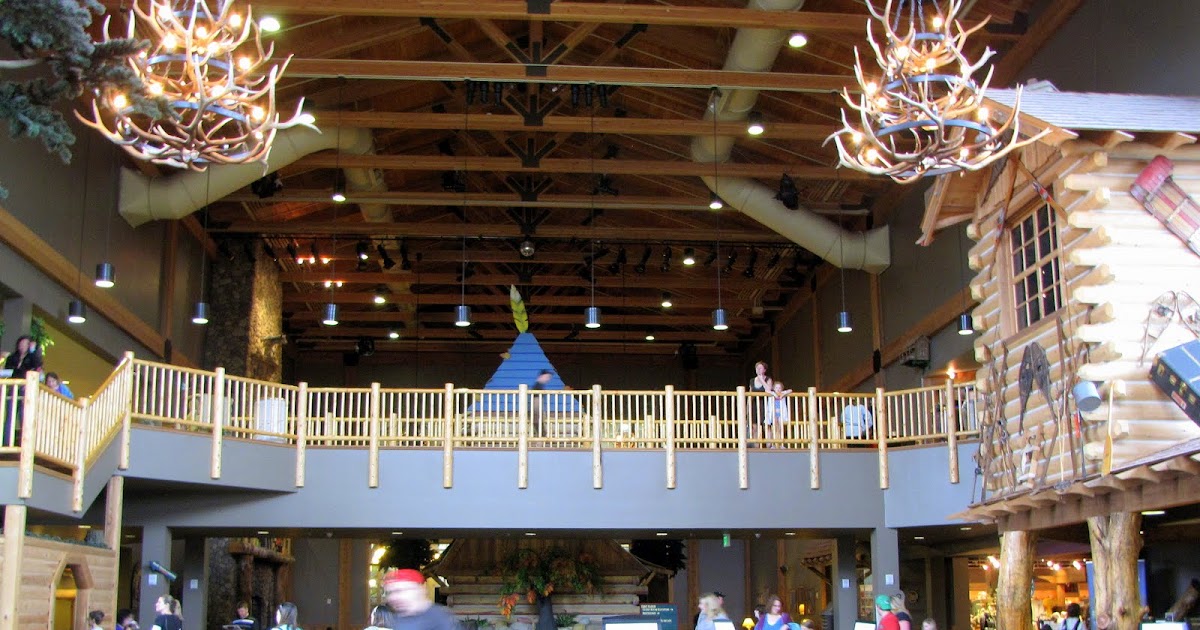 Our SmallTown Idaho Life GREAT WOLF LODGE