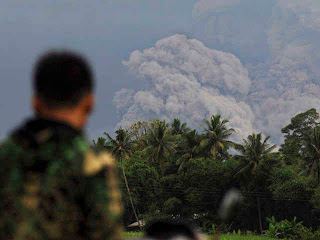 Foto Gunung Merapi Meletus