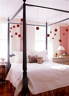 Oldies Decoratin bedroom for Kids vintage color