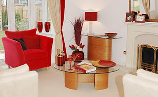 Modernlounge with red furniture trimmings