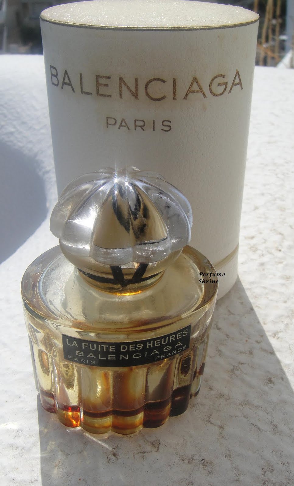 la fuite des heures balenciaga