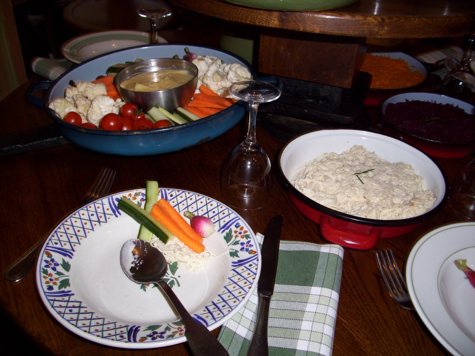 [Crudite+&+Celriac+Remoulade,+Cave+Moelle.JPG]