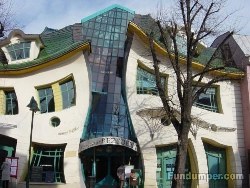 [crazy_houses_6.jpg]