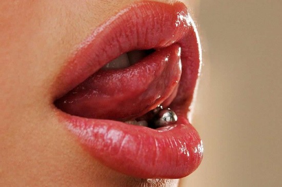 [lips-552.jpg]