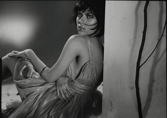 scarlett johansson morena cabelo curto