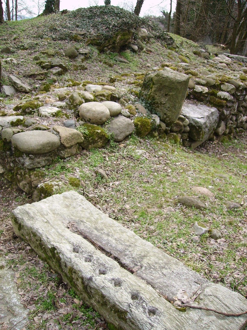 [Castelseprio2.JPG]