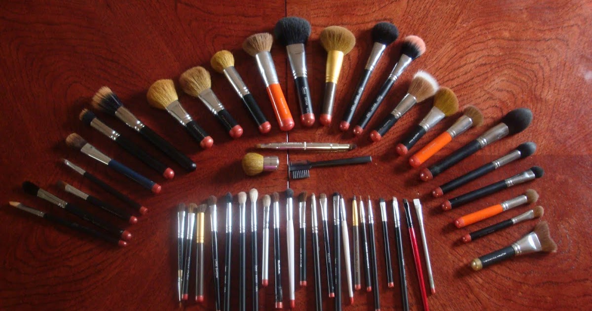 All About Beauty and More Do makeup brushes make a difference?