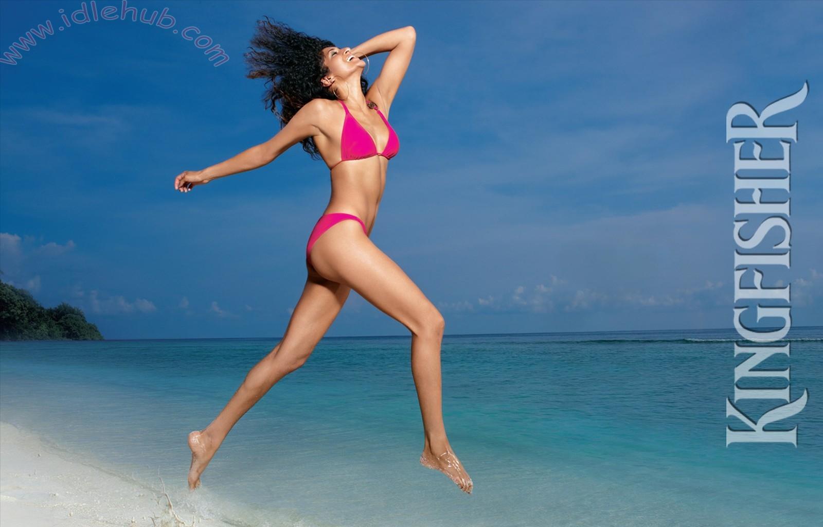 Kingfisher 2010 Bikini Calendar - No:1:Made in Luxury beach Resorts