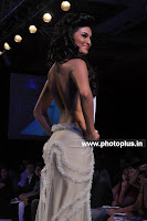 Sayali Bhagat semi nude bare back show on ramp at IIJW 2010 stills