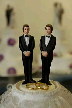 [gay_marriage_cake_300.jpg]