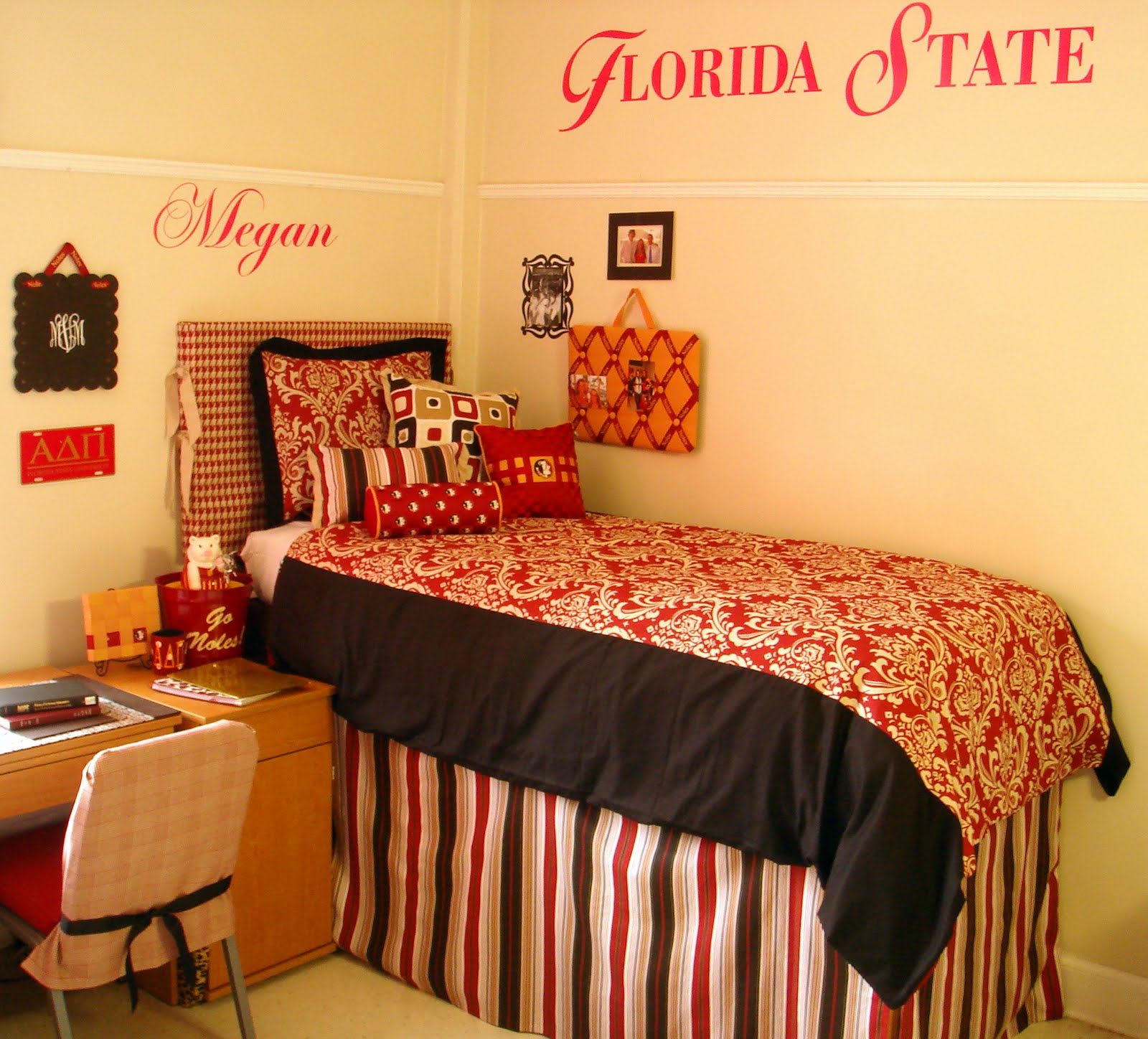Decor 2 Ur Door: Dorm Bedding Ideas - Dorm Room Bedding and Decor, Dorm