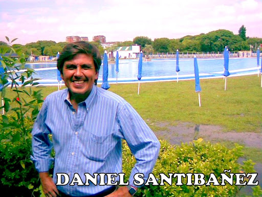 Daniel Santibañez