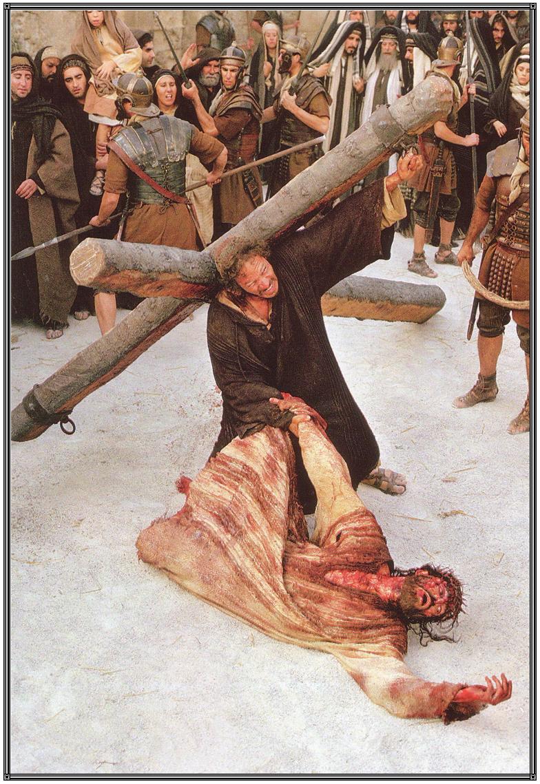 [File_PassionMovie_SimionHelp2.jpg]