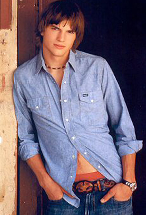 Ashton Kutcher Hot Pics