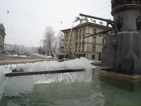 [P1040908.JPG]