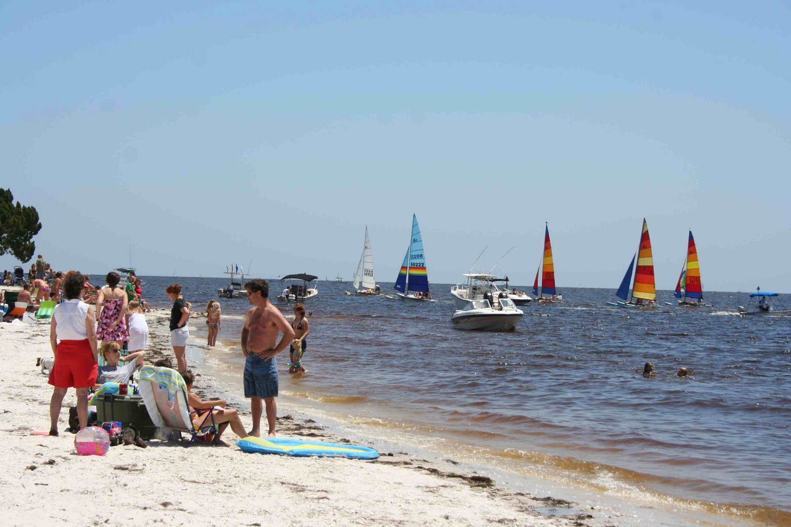 [4-17-09+Shell+Point+Beach.jpg]