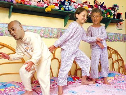 [pijamapartycne.jpg]