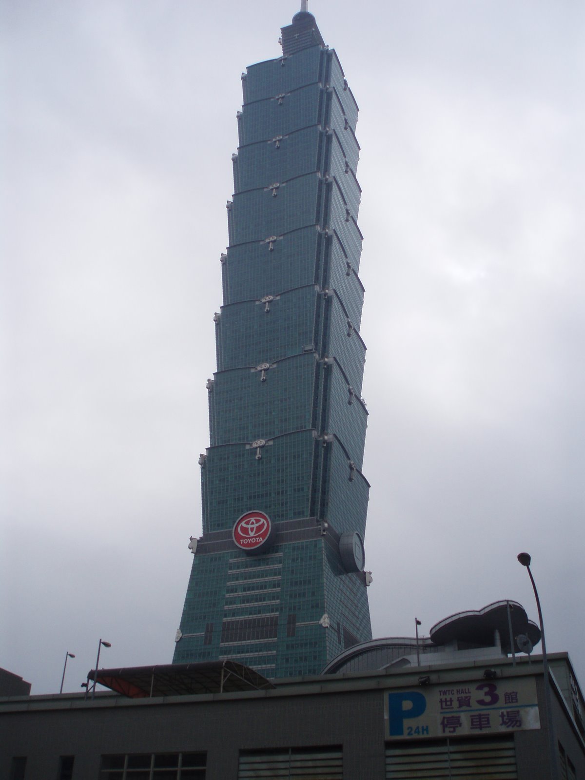 [PC193257.JPG]