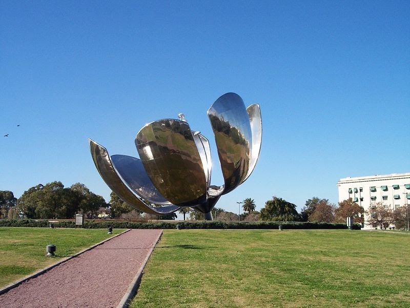 Great monuments in Buenos Aires: "Floralis Generica" | Places to visit