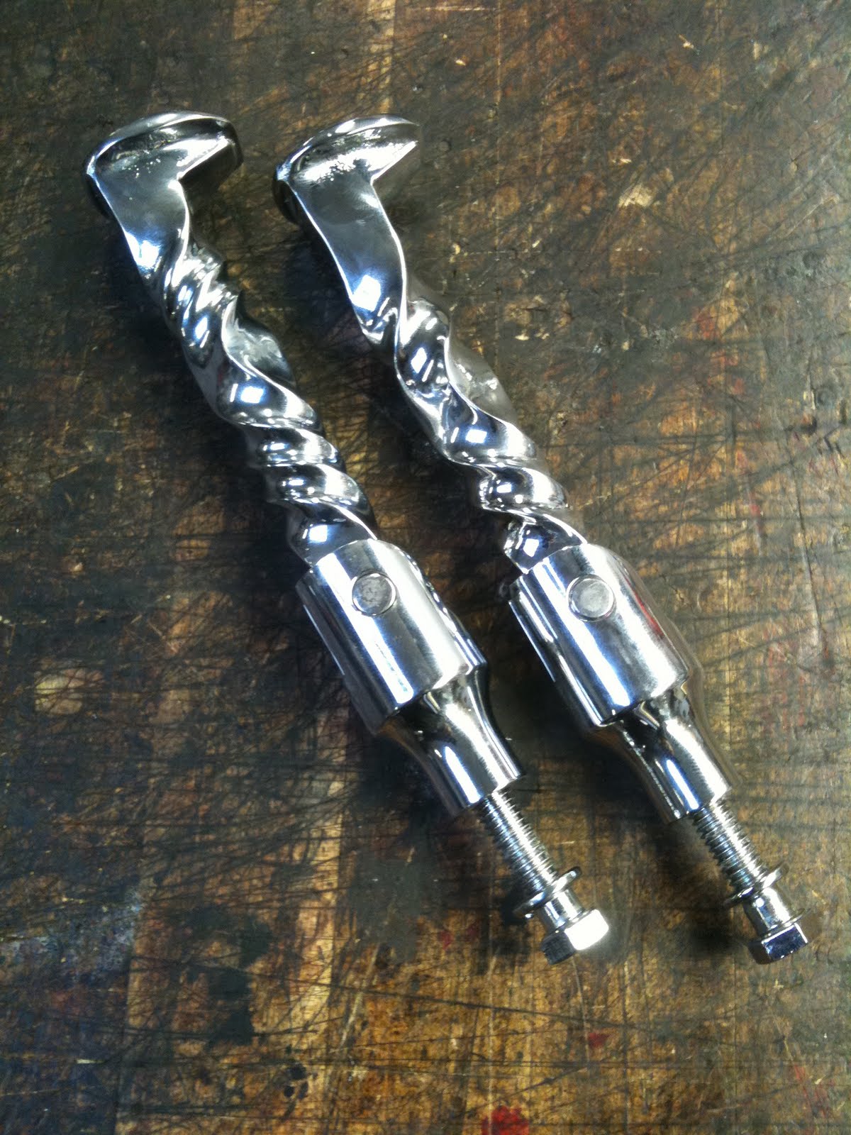 Paul Cox Industries Twisted foot pegs