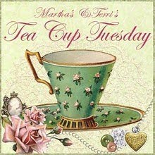 LOS MARTES TÉ