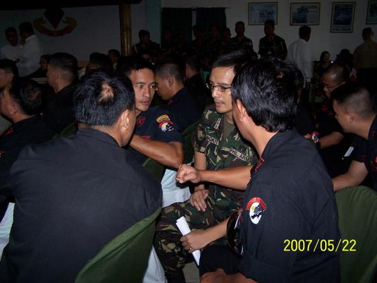 [capt-langkit-capt-guinolbay-with-classmates.jpg]