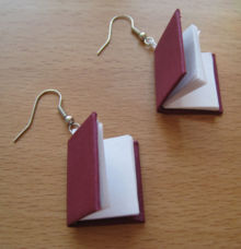 [220px-Book_earrings_28.jpg]