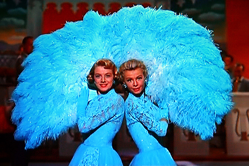 make it sets the stage for the rest of the movie but i cant help but agree with bing crosby when he says why dont we just pay the guys 200 - The Movie White Christmas make it sets the stage for the rest of the movie but i cant help but agree with bing crosby when he says why dont we just pay the guys 200 - The Movie White Christmas