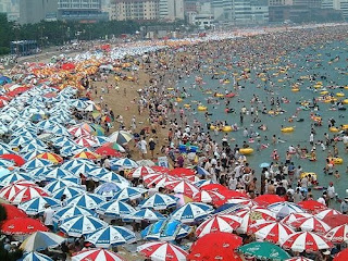 external image crowded-beach.jpg