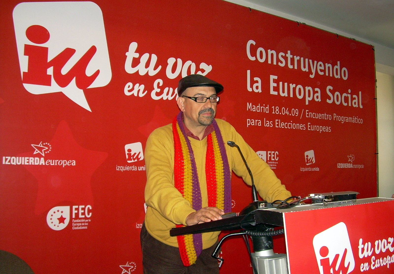 [Aguilar+en+la+convención+programatica.jpg]