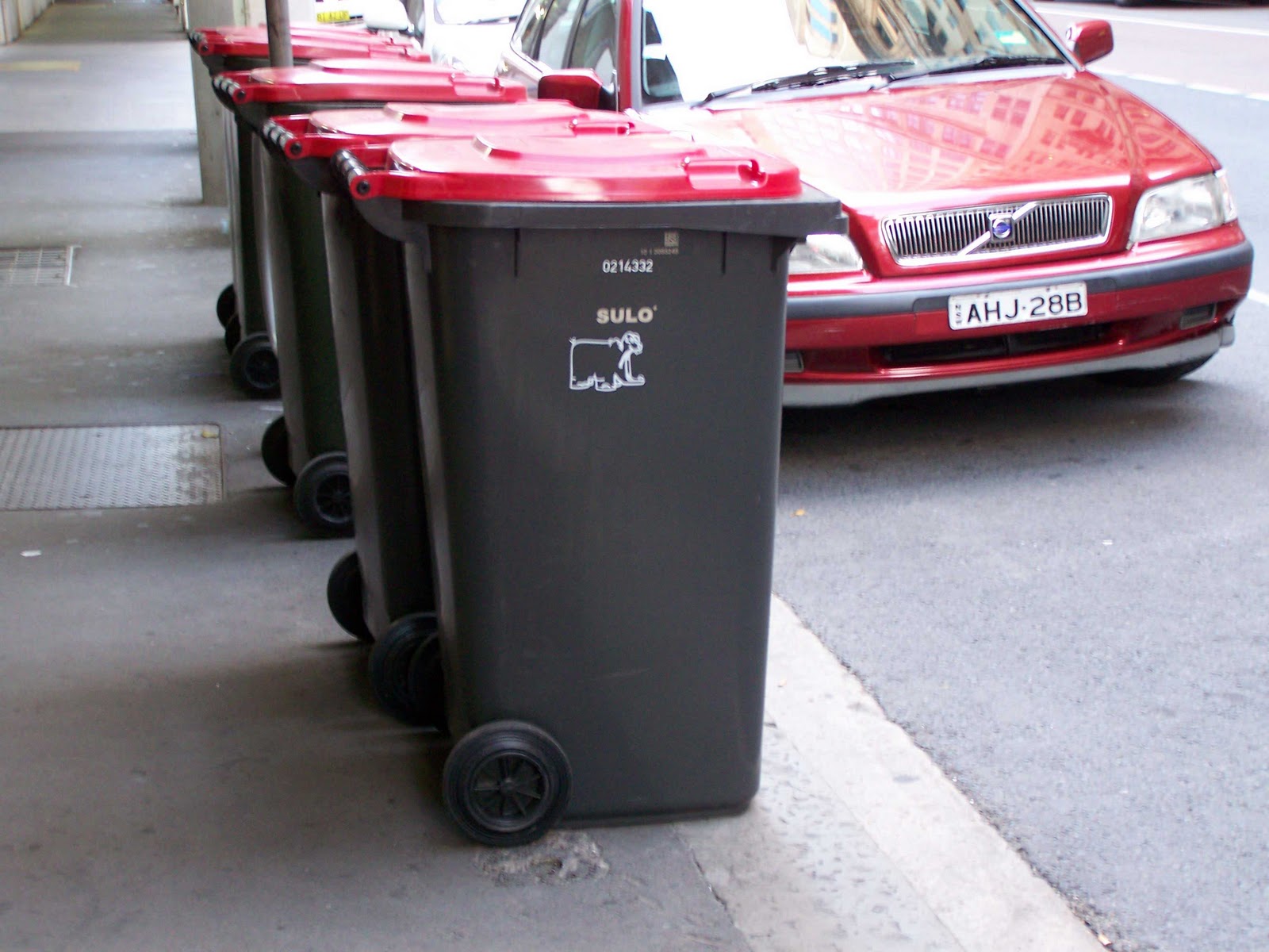 Bolton Garbage Bins at Jesus Williams blog