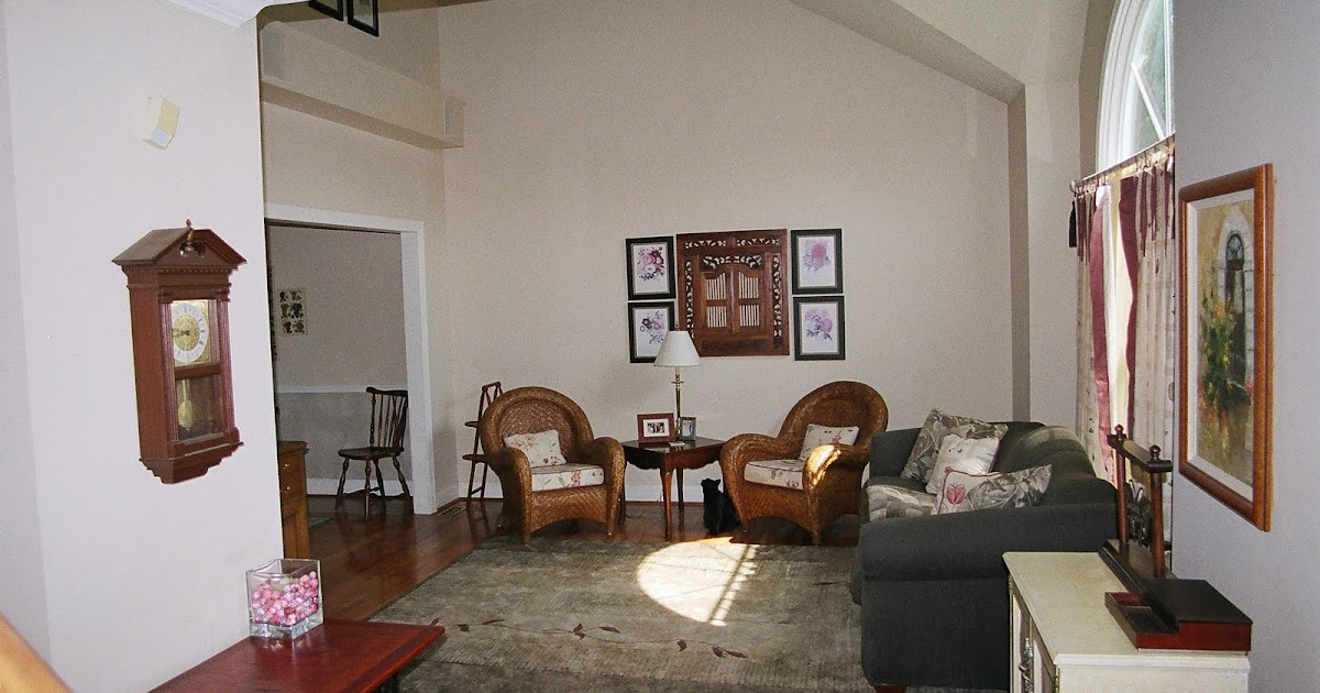 Lumberton, NJ Home For Sale: living room & dining room