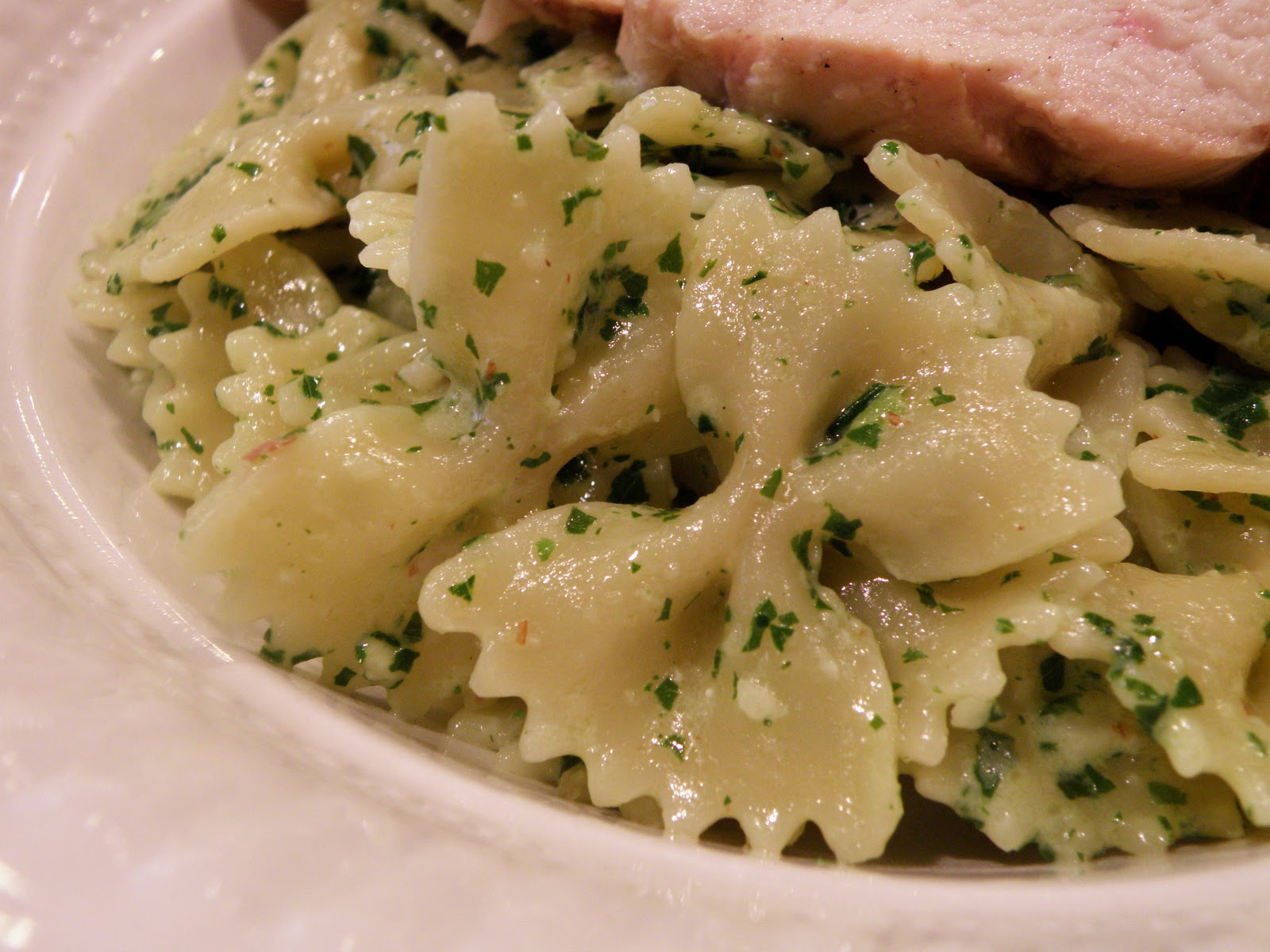 Kim's Concoctions Bow Tie Pasta with Basil Pesto, Marscapone, and