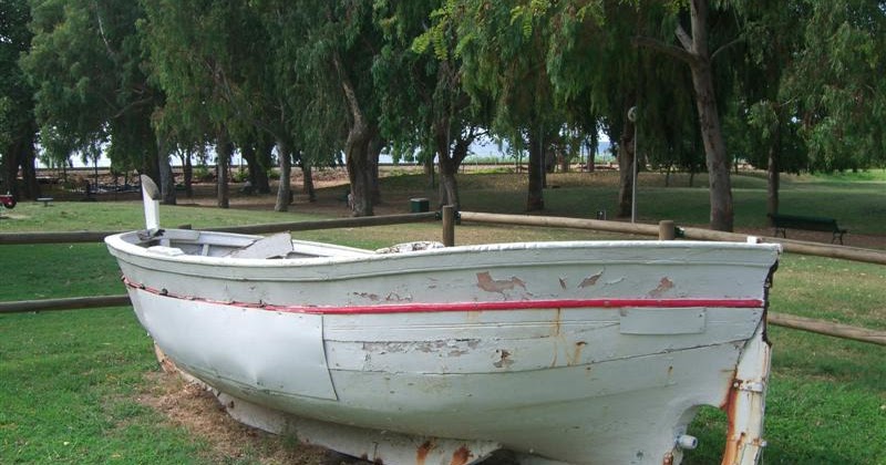 La Casa del Viento: Sant Pol de Mar. la barca agonizante en el parque