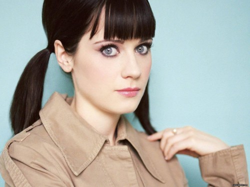 Five more reasons why Zooey Deschanel is just the cutest