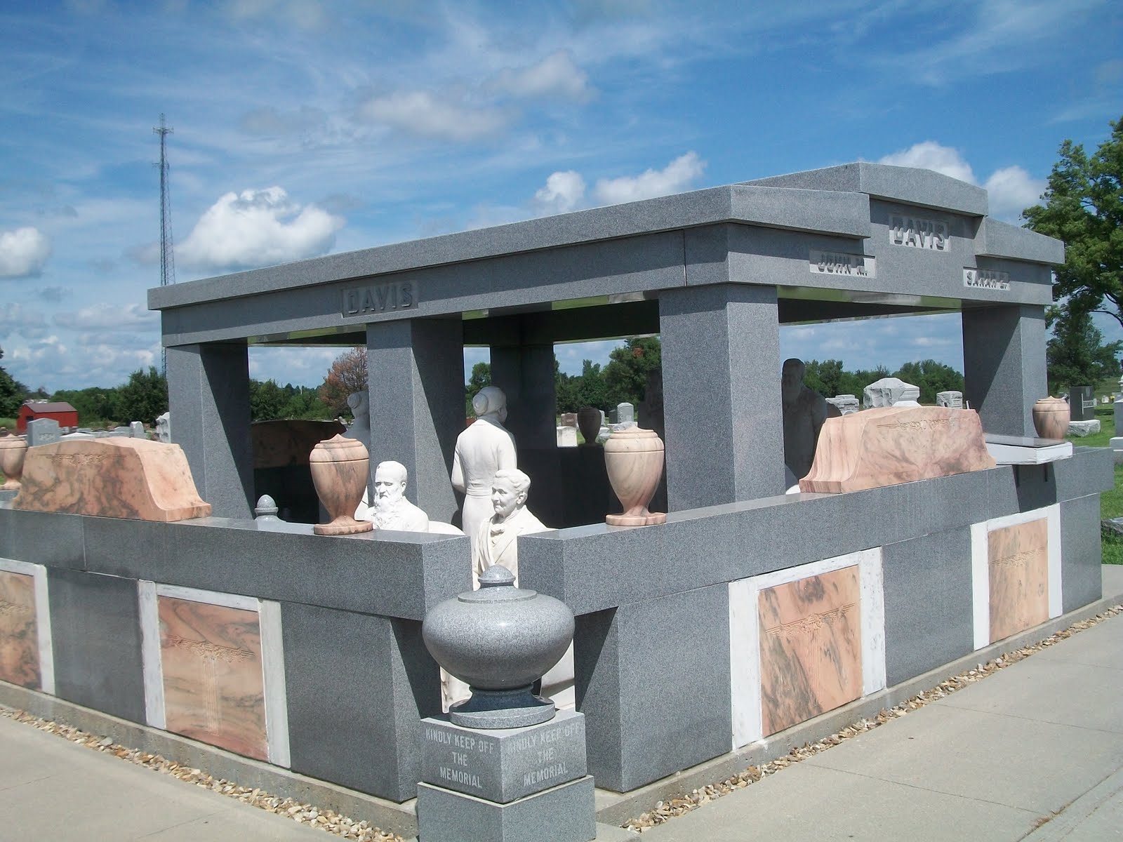 Life on the Road Davis Memorial in Hiawatha, Kansas