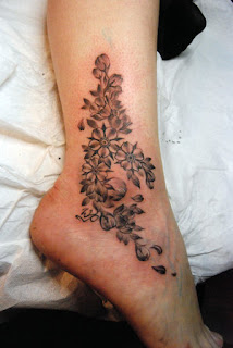 Women+tattoos+on+foot